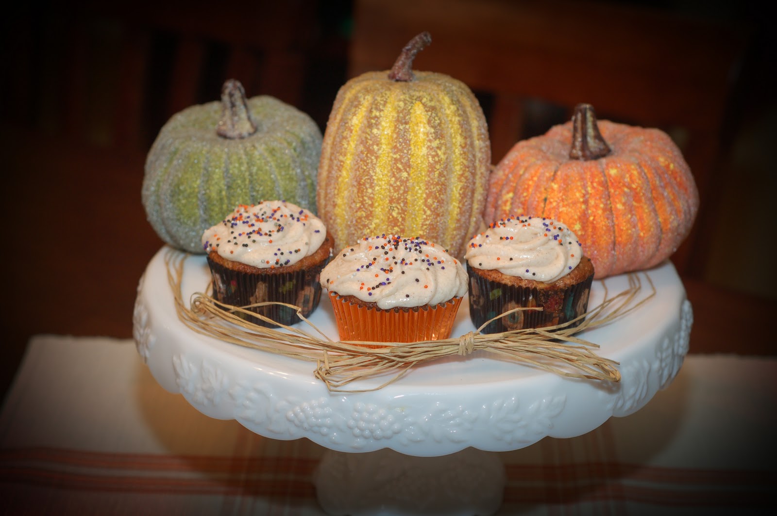 Apple Cupcakes with Apple Spice Buttercream Frosting