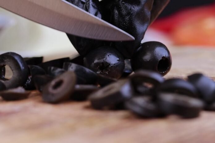 Are Black Olives Acidic?